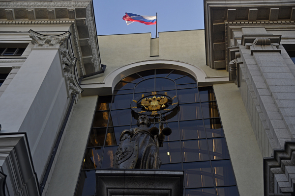 Строительство нового дома на месте старого не дает права игнорировать действующие градостроительные нормы